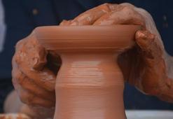 606 kültürel miras taşıyıcısına 'sanatçı tanıtma kartı'