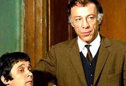 &#39;Mahmut Hoca&#39; ile &#39;G&#252;d&#252;k Necmi&#39; heykellerine tepki!