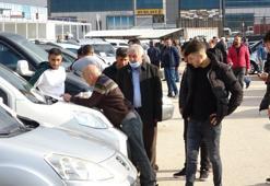 İkinci el arabalara talep patladı! 35 bin TL'den başlıyor, vatandaşlar oraya akın etti