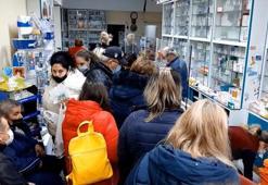 Akın akın geliyorlar! Bulgarlar eczanelerde kuyruk oluşturdu