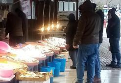 Kilosu 60 lira! Fırtına balık tezgahlarına esti, fiyatlar yükseldi