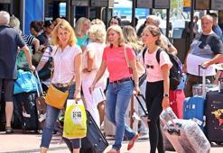 Antalya’ya gelen turist sayısı 9 milyonu geçti