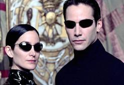 Keanu Reeves'in 'Matrix' serisinden aldığı ücret gündem oldu!