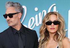 Rita Ora-Taika Waititi çifti evlilik yolunda ilk adımı attı!