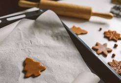 Yılbaşı kurabiyesi tarifi ve yapımı! Kolay zencefilli tarçınlı yılbaşı kurabiyesi nasıl yapılır?