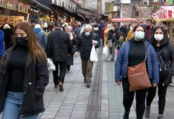 Eminönü'nde yılbaşı yoğunluğu başladı