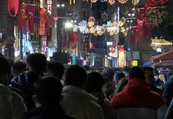 Taksim Meydanı ve İstiklal Caddesi'nde yeni yıl heyecanı