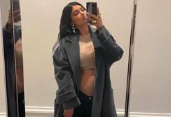 Kylie Jenner'dan karnı burnunda paylaşım