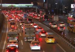 Yılın ilk iş gününde trafik yoğunluğu yüzde 50’yi gördü