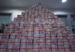 Büyük ikramiye kime çıktı? Milli Piyango Yılbaşı çekilişini kim kazandı? 30 milyon TL ikramiye kazanan talihli çekini teslim aldı!