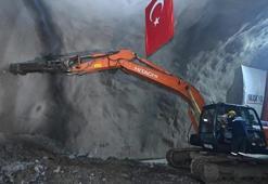 Bakan Karaismailoğlu müjdeli haberi verdi! İki şehir arası kısalıyor