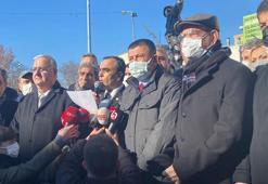 CHP'li Ağbaba, EYT'lilerle birlikte basın açıklaması yaptı