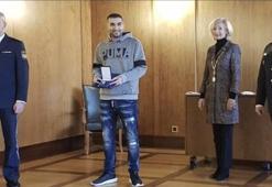 Almanya bu Türk gencini konuşuyor! Hükümet harekete geçti, başbakandan özel ödül