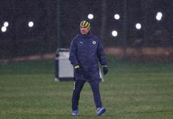 Dün Tetteh'den yumruk yemişti! Boupendza Süper Lig'e geri dönüyor! Önce kiralama sonra satın alma...