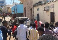 Somali'de intihar saldırısı: Hükümet sözcüsü yaralandı!