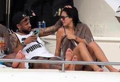 Neymar gizlediği sevgisi Instagram fenomeni çıktı