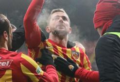 Emre Belözoğlu da kaybeder!