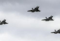Yunanistan'da Rafale bayramı! Atina Türkiye korkusuyla almıştı....