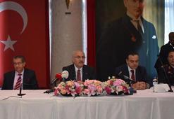 İzmir Valisi Köşger: Geçen yıl 25 bin 783 narkotik operasyonu gerçekleştirildi