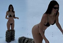 Karda bikinisiyle poz verdi! Kendall Jenner'a yorum yağdı: 'Şaka mı yapıyor?'