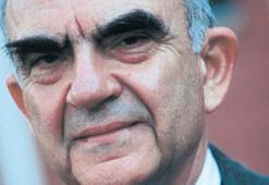 Eski siyasetçi Prof. Dr. Uğur Alacakaptan hayatını kaybetti