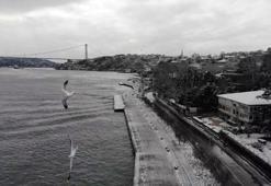 İstanbul'da yoğun kar yağışı! AKOM'dan açıklama: Anadolu Yakası'na 18.00'de yeniden kuvvetli kar geliyor