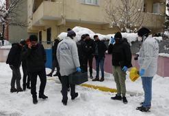 Sultanbeyli’de dehşet! Şizofren hastası, annesinin boğazını keserek öldürdü