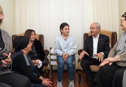 Kılıçdaroğlu, kendisini davet eden öğrenciyi evinde ziyaret etti
