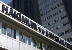 HSK, firari iş insanı ile fotoğrafı çıkan hakimi komisyon başkanlığı görevinden aldı