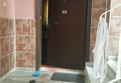 Sevgilisine ilgi duyduğunu iddia etti, arkadaşını öldürüp cinsel organını kesti!