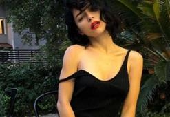 Merve Boluğur kasığına kadar yırtmaçla poz verdi!