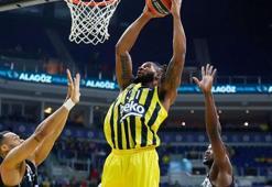 Dyshawn Pierre ve Devin Booker toplamda 32 sayı attı Fenerbahçe Beko Asvel 85 - 76 yendi