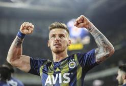 Parasını bırakmayınca kadro dışı kalmıştı! Başakşehir istedi eski kulübüne gitti