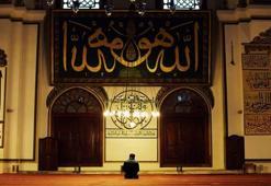 Regaip gecesi namazı nasıl kılınır, kaç rekattır? Regaip gecesi namazı yatsıdan sonra kılınır mı, Regaip kandili namaz duası, zikir ve tesbihleri!