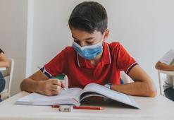 Belirtiler çok benzer, 4 kat daha fazla bulaşıyor! 'Çocuğunuzu okula göndermeyin' uyarısı