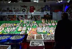 Hamsi, mezgit ve istavrit  tek fiyat!  Kilo fiyatı 30 lira...