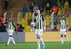 Fenerbahçe'de 6 yıldızın ismini açıkladı! 'Taraftarları Müslüm Baba'cı yaptınız'