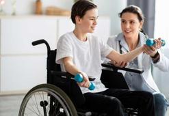 Felçli hastalar için umut veren gelişme! Ayağa kaldıran tedavi bulundu