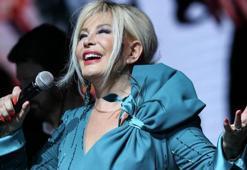 Emel Sayın'dan nostaljik paylaşım: İyi ki bu kadar çok çalışmışım