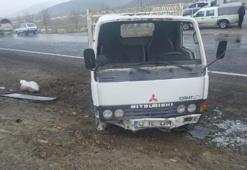 Kamyonet şarampole devrildi! 4 yaralıdan Serengül, hastane yolunda öldü