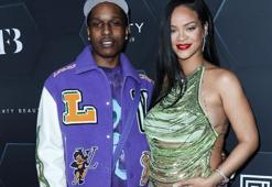 Rihanna'nın hamile stili gündem oldu! Sevgilisi ile poz verdi