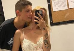 Ebrar Karakurt'tan ayrılan İmge'den olay yaratacak poz!