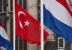 Hollanda'dan flaş Türkiye kararı! Önlemler yumuşatıldı!