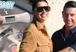 Adriana Lima hamile! Sosyal medyadan böyle duyurdu