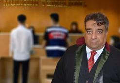 Mahkemede iç çamaşırı skandalı! Sütyen ve külotu çıkartıp fırlattı