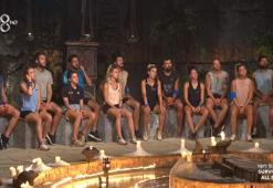 Survivor'da sürgün adasına kim gitti, Survivor'da eleme adayı kim oldu, işte dokunulmazlığı kazanan takım! Acun Ilıcalı şoke eden kararı açıkladı...