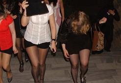 İş yerine fuhuş baskını! Çok sayıda kadın kurtarıldı