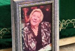 Usta sanatçı Ayten Erman son yolculuğuna uğurlandı! 'Yaşayan bir kitaptı'