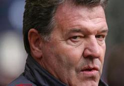 72 yaşındaki John Benjamin Toshack yoğun bakımda