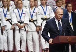 Uluslararası Judo Federasyonu, Putin'in onursal başkanlığını askıya aldı